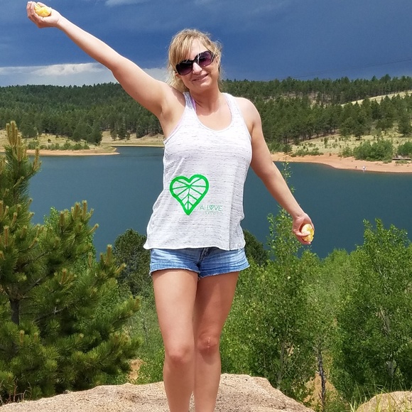 Meet your Posher, Eva - Picture 1 of 1